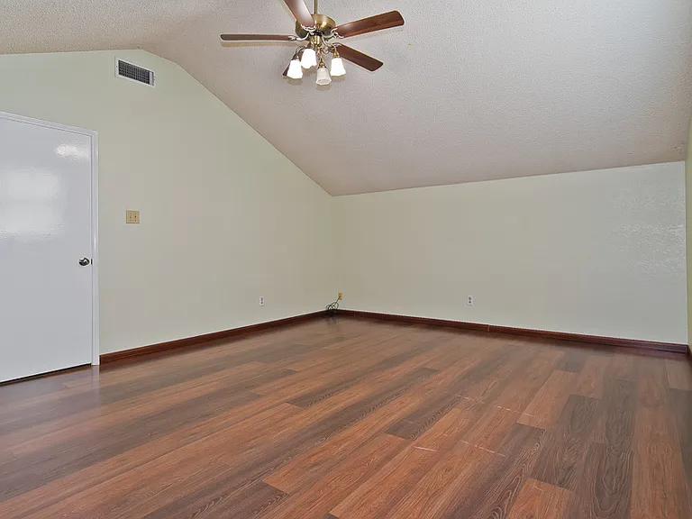 6014 Parkmeadow Dr — Photo 24