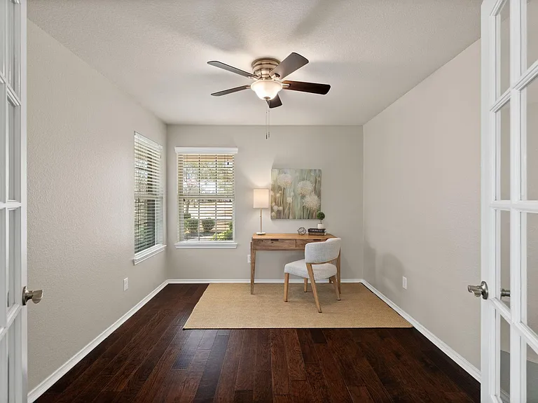 2811 Cone Flower Dr — Photo 8