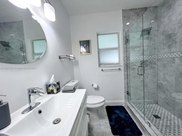 200 NW 86th St, El Portal, FL 33150