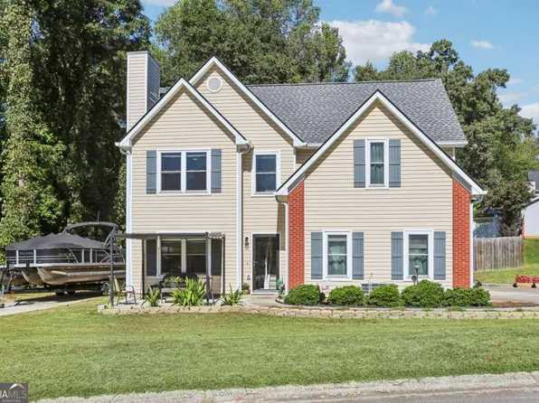 7038 Valley Forge Dr, Flowery Branch, GA 30542