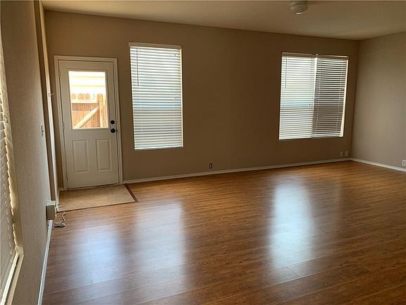 3rd image of 2612 Tilden Dr