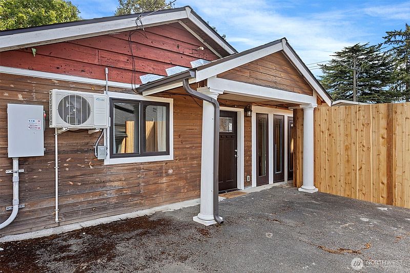 2nd image of 6618 43rd Avenue S