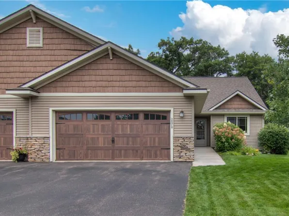 2878 Fairway Drive, Altoona, WI 54720