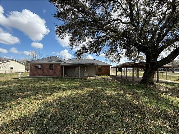 5th image of 8770 McCollough Rd