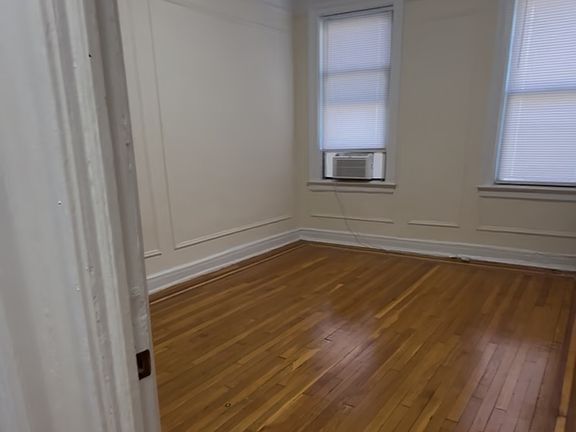5th image of 712 W 175th St APT 3A
