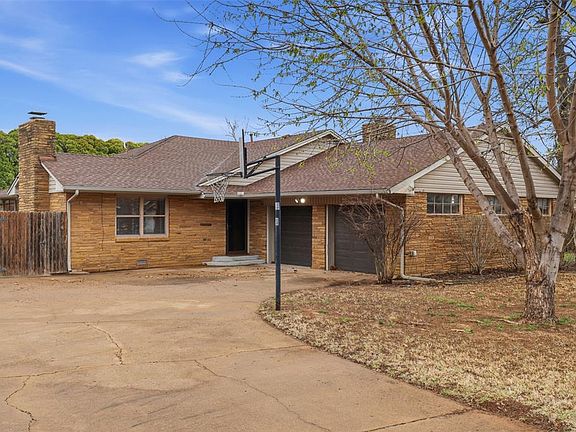 4th image of 702 Kouba Dr