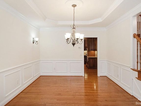 2nd image of 44406 Broadmoor Blvd #1