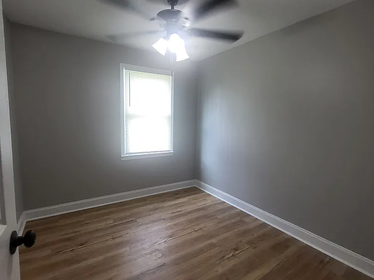 4220 Gailwood Ave — Photo 9