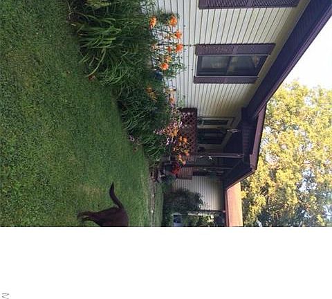 2nd image of 14958 Lakeview Dr