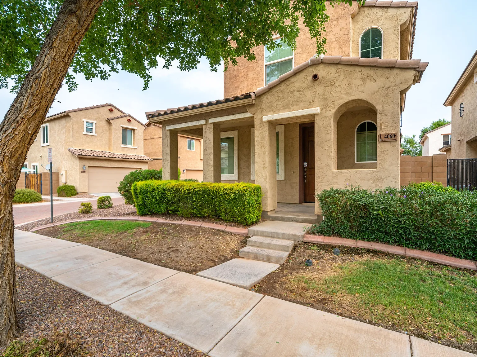 3 bed, 2.5 bath, 1486 sqft, $2,150 — Photo 3