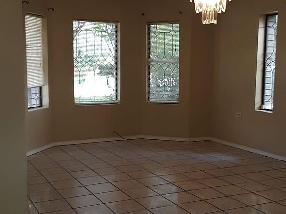 5th image of 5317 N Winona Dr