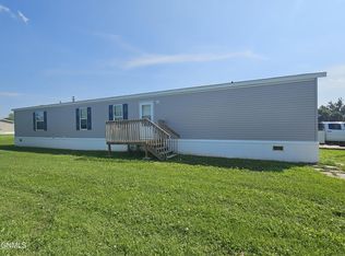 714 27th St W, Williston, ND 58801