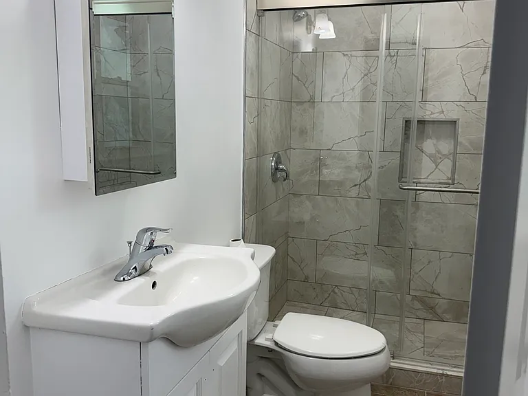 231 N Main St — Photo 6