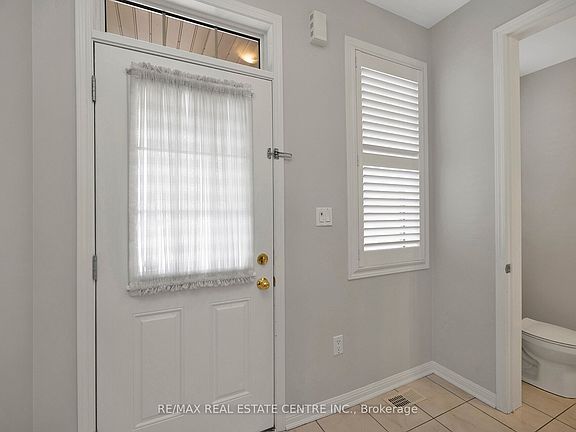 5th image of 232 Drinkwater Rd