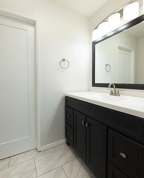 14417 Tiara St #103 — Photo 19
