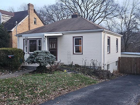 2nd image of 1605 Saxon Ave