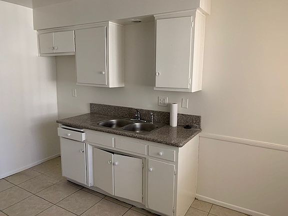 2nd image of 179 E Ralston Ave #6