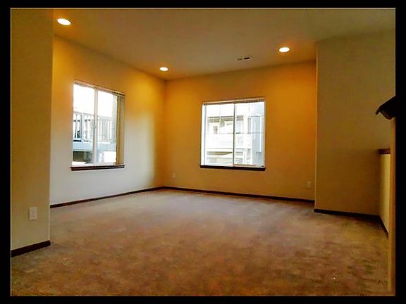 5th image of 2023 171st Pl SW