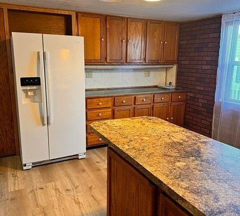 3rd image of 36 Shady Ln