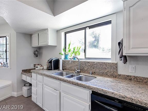 4th image of 4383 Garland Ct