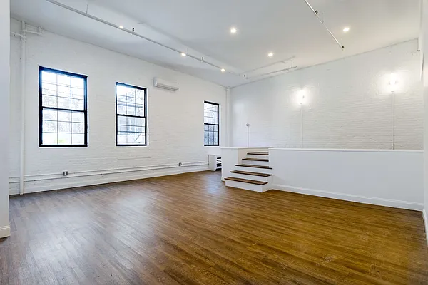 Rented by Compass | media 6