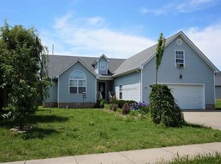 105 N Cavalcade Cir, Oak Grove, KY 42262