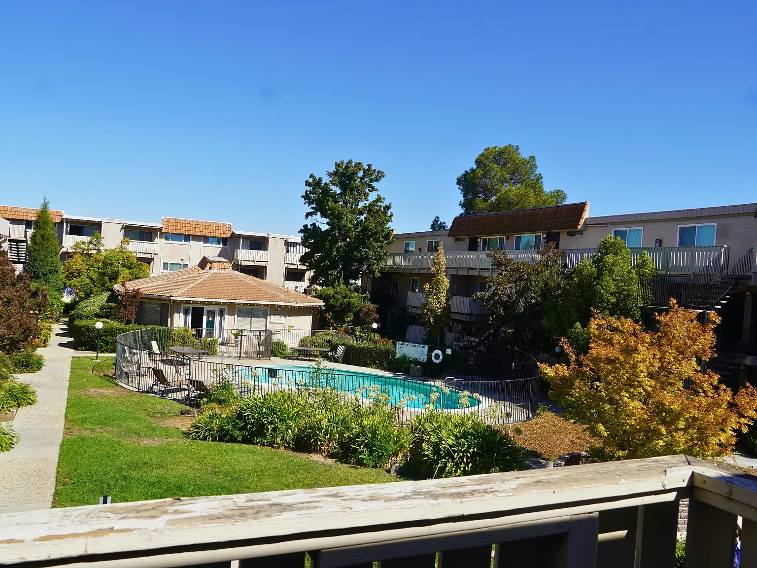 Cannery Apartments — Photo 2