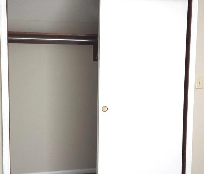 Bedroom 3 Closet