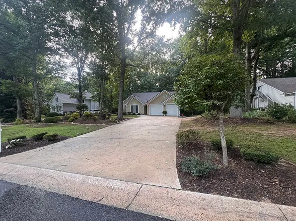 244 Claridge Curv, Peachtree City, GA 30269