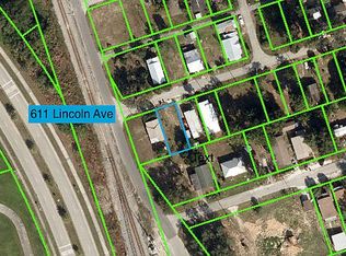 611 Lincoln Ave, Sebring, FL 33870