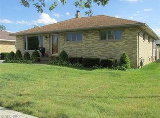 9633 Melody Ln, Brooklyn, OH