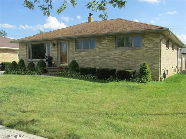 9633 Melody Ln photo 1