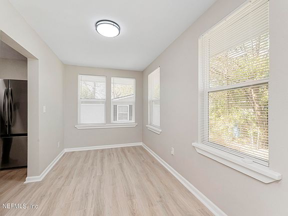 4th image of 5232 BUNCHE Drive