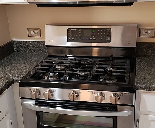 4th image of 7087 Westwood Dr