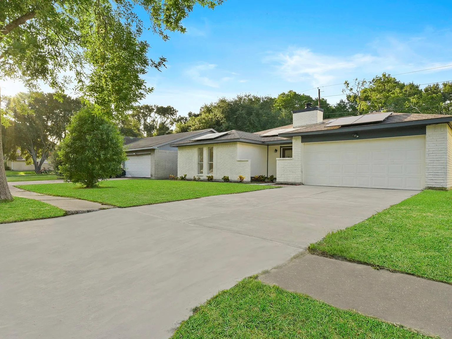 3 bed, 2.0 bath, 1625 sqft, $2,200 — Photo 4