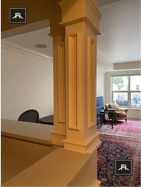 Building Photo - 300 Boylston St