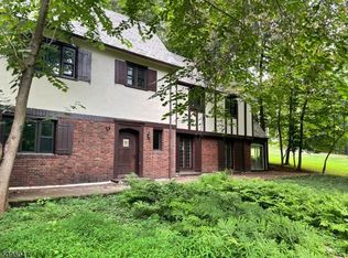 3 Wildwood Ave, West Orange, NJ 07052