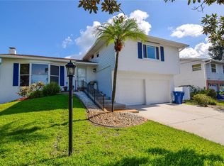 13595 Monalee Ave, Seminole, FL 33776