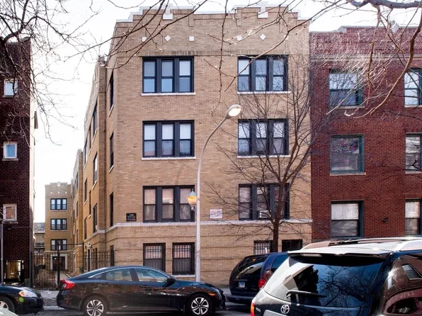 837.5 W Cornelia Ave #3S, Chicago, IL 60657