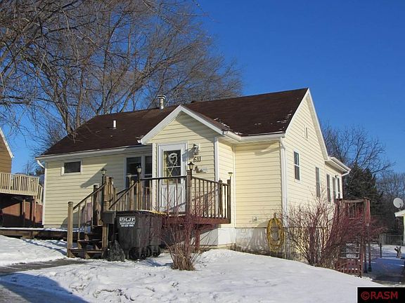 2nd image of 611 Jefferson Ave