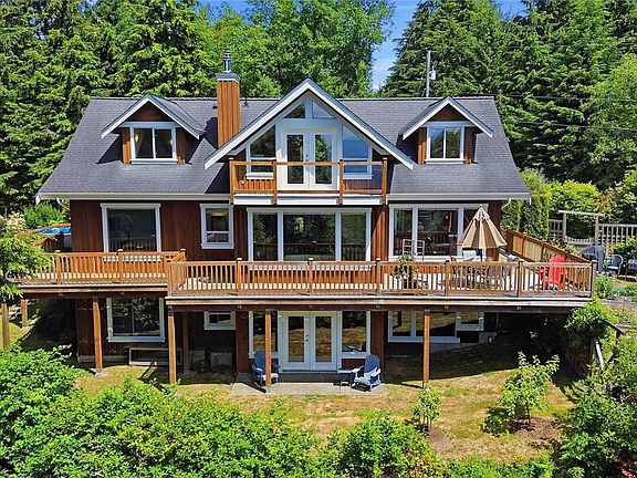 3rd image of 4570 Otter Point Rd