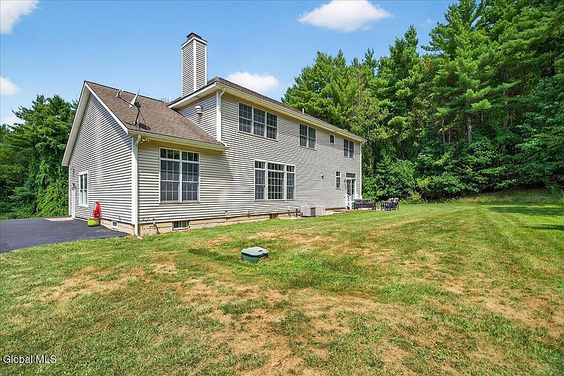 3rd image of 108 Werking Road