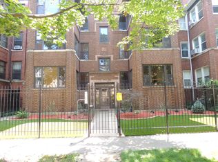1521 W Fargo Ave, Chicago, IL 60626