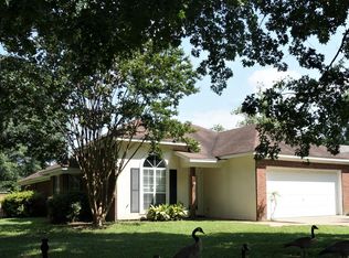 317 Cobblestone Dr, Madison, MS 39110