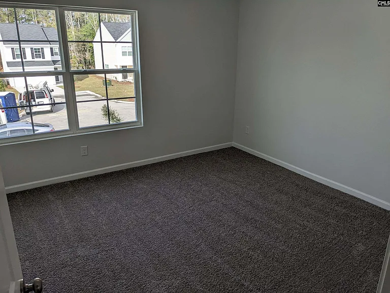531 Moresby Way — Photo 15