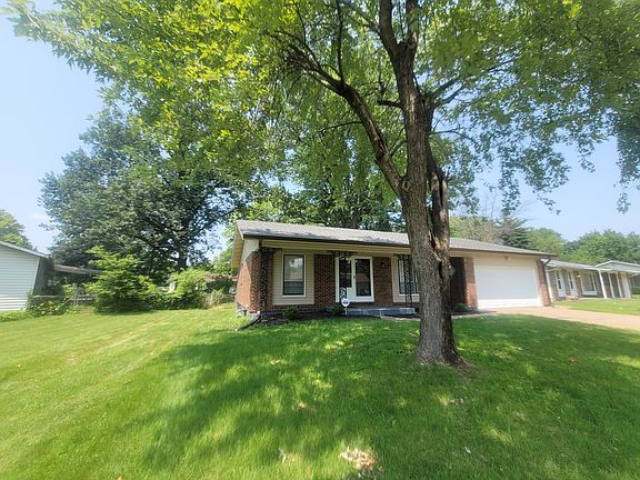 2nd image of 11239 Parkmont Dr