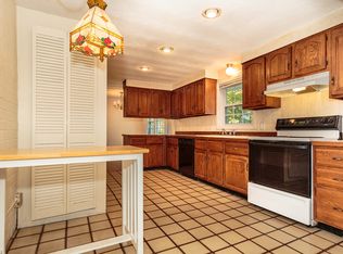 17 Judith Rd, Chelmsford, MA 01824