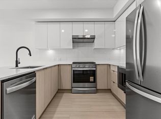 2277 Hawthorne Ave #207, Pt Coquitlam, BC V3C1W3