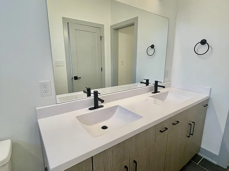 420 Breezewood Dr #107 — Photo 17