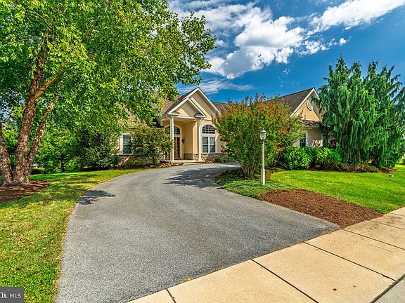 2nd image of 128 Kilgannon Ln